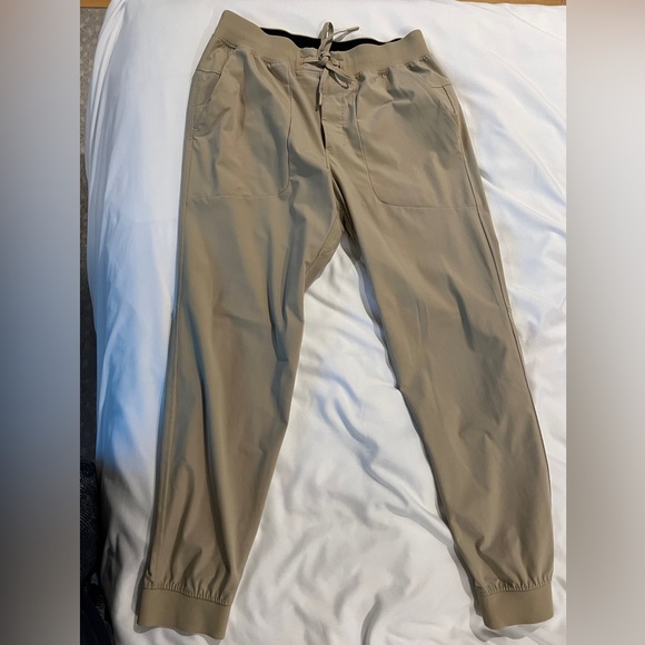 Lululemon ABC Jogger *Warpstreme - Trench - Large - 30” Length - Picture 6 of 9